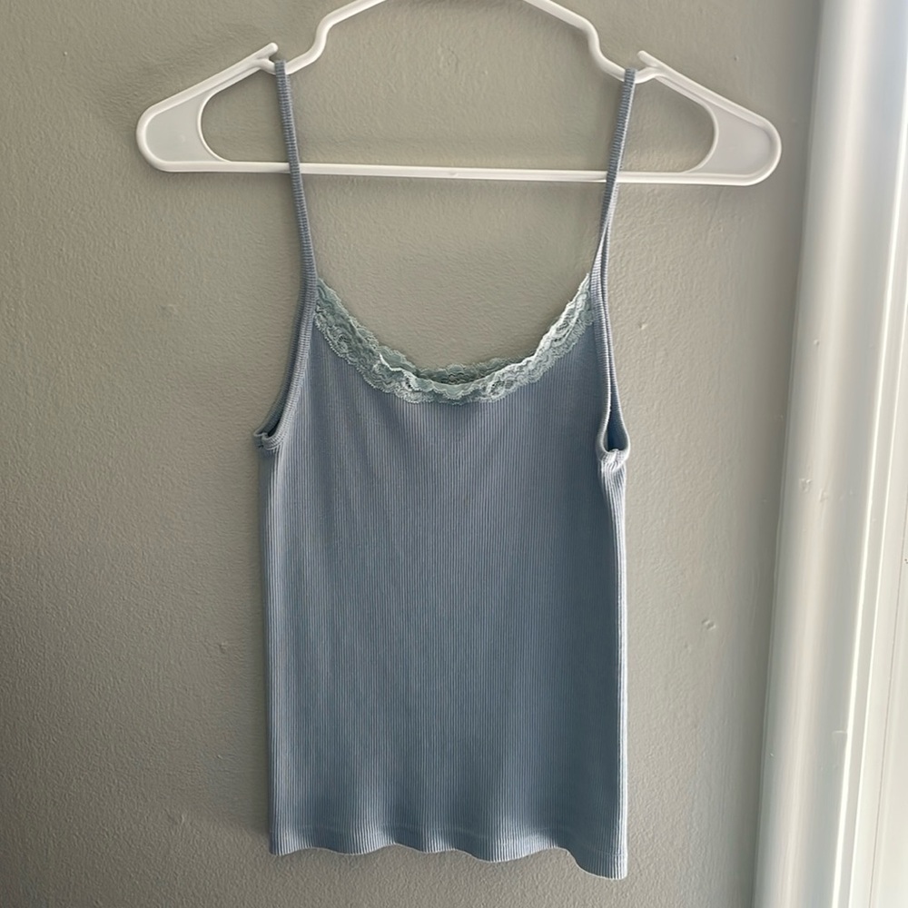 Ribbed brandy Melville light blue tank top with lace